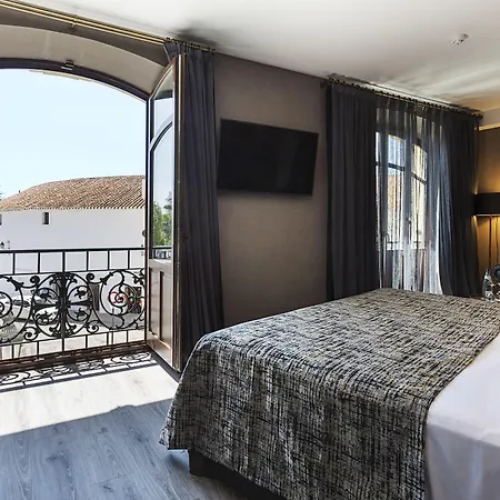 Hotel Catalonia 4*