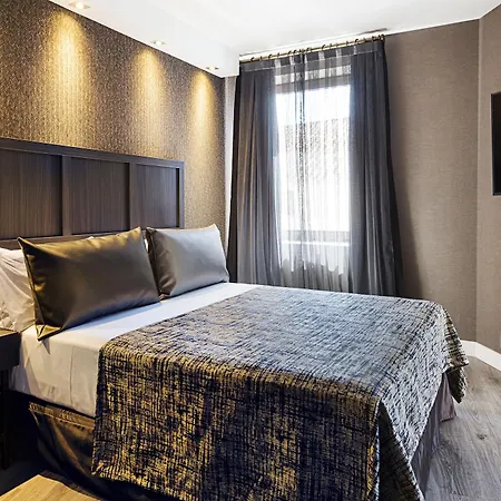 Hotel Catalonia 4*