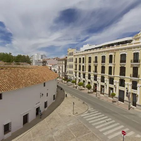 Catalonia מלון 4*